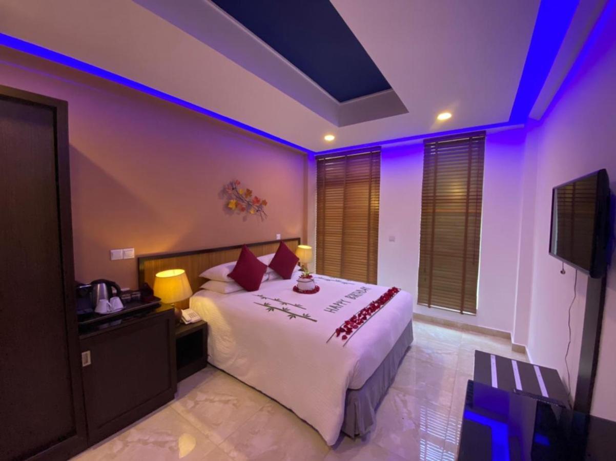 Eleven Trees Maldives Hotel Hulhumale Exterior photo